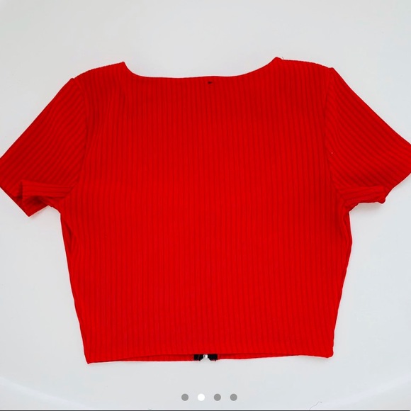 Orange front zipper crop top - Picture 2 of 3